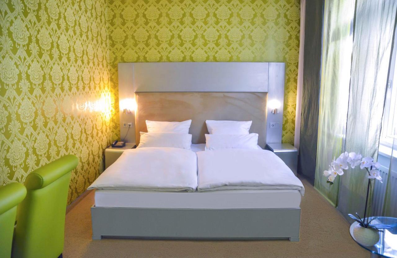 Hotel Engel Hilders Bagian luar foto
