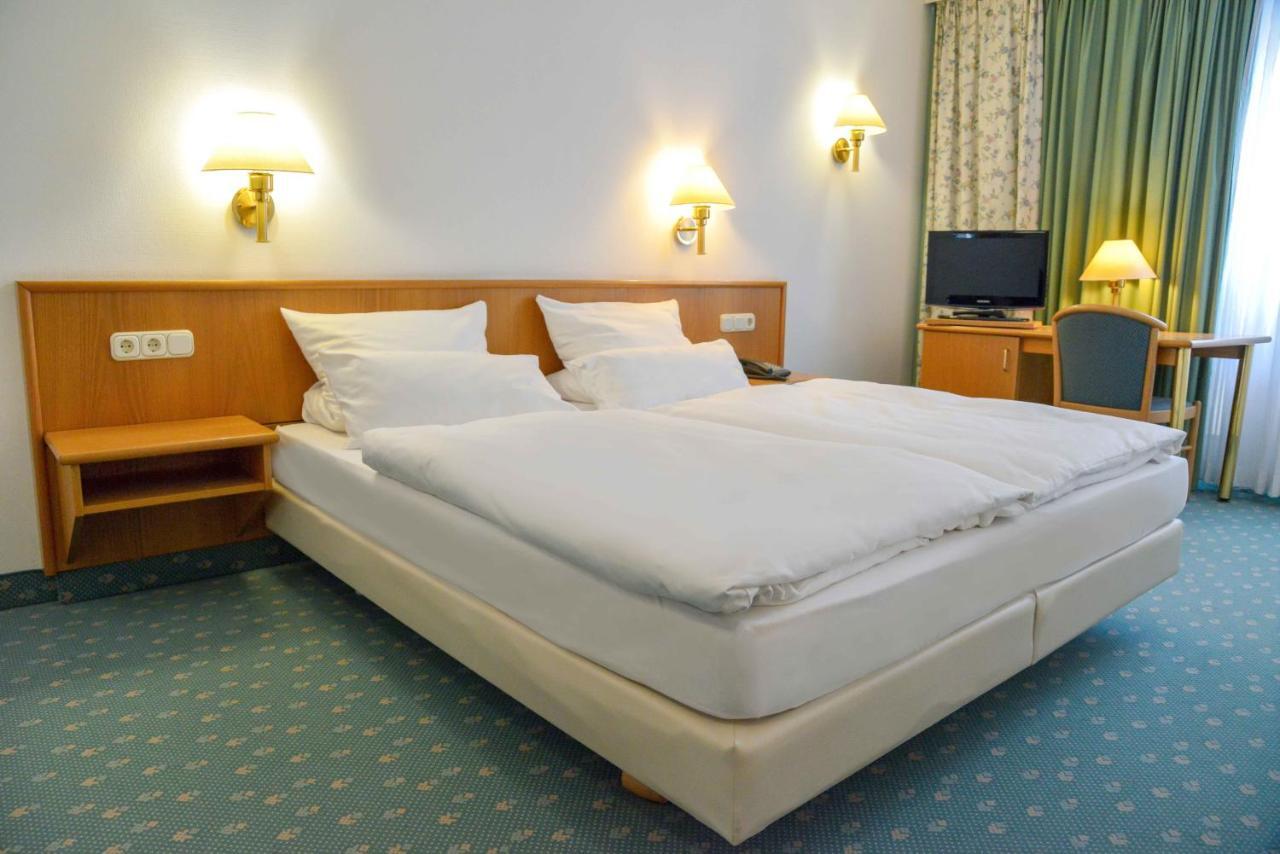 Hotel Engel Hilders Bagian luar foto