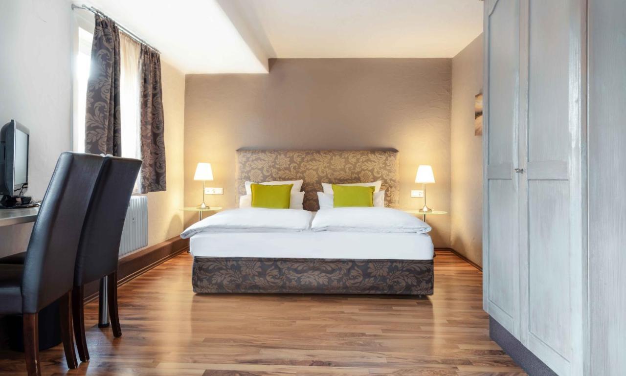 Hotel Engel Hilders Bagian luar foto